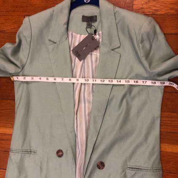 One by Chapter One Linen Open Front Blazer with Striped Lining - Picture 15 of 15